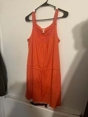 Women's Clothing Lot Size 18-20
